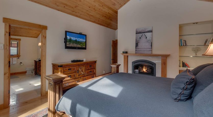 Photo of Below the&nbsp;Pines