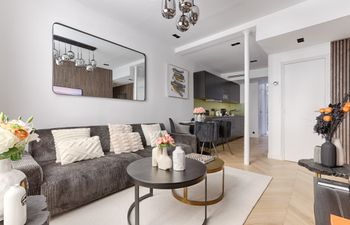 Monceau Dusk Holiday Home