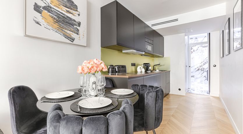 Photo of Monceau Dusk