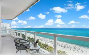 Photo of Sweeping Azure Shores