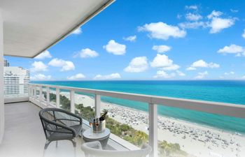 Sweeping Azure Shores Holiday Home