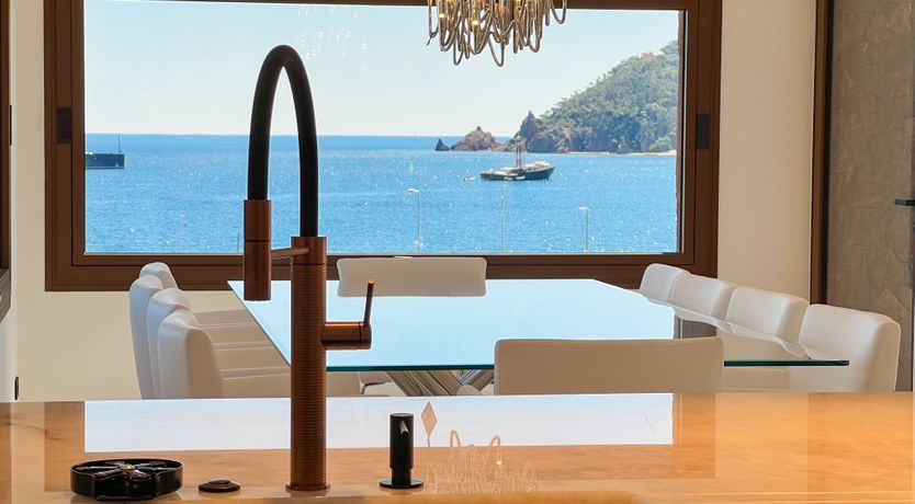 Photo of Cannes Bay Vistas