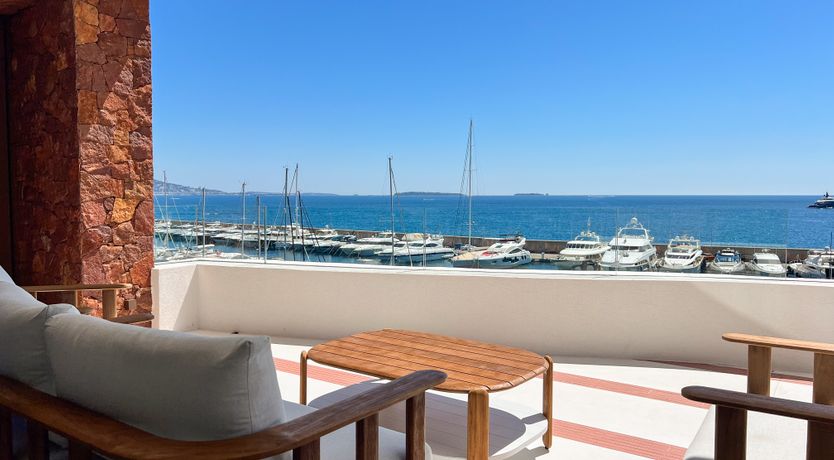 Photo of Cannes Bay Vistas