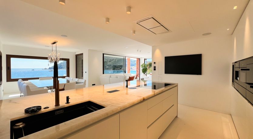 Photo of Cannes Bay Vistas