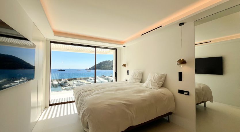 Photo of Cannes Bay Vistas