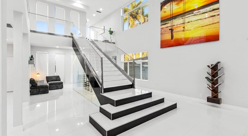 Photo of Hollwood Beach Bliss