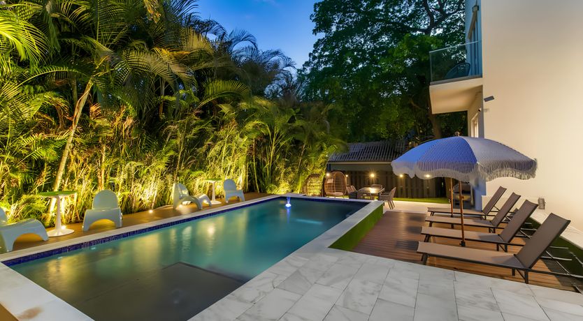 Photo of Hollwood Beach Bliss