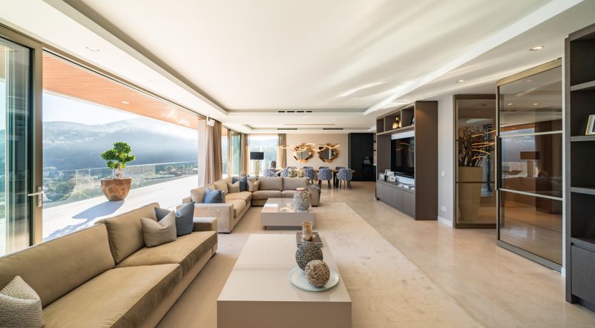 Photo of Riviera Wonder