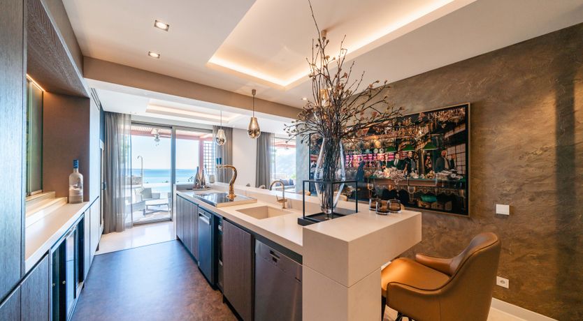 Photo of Riviera Wonder