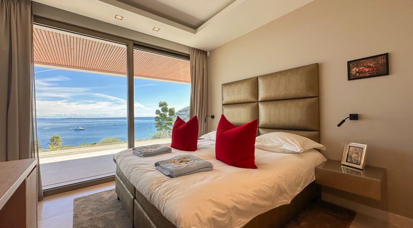 Photo of Riviera Wonder