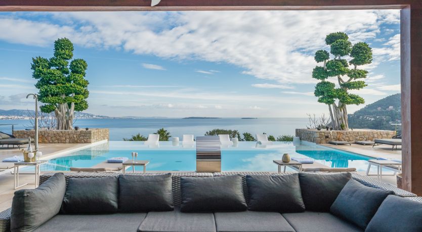 Photo of Riviera Wonder