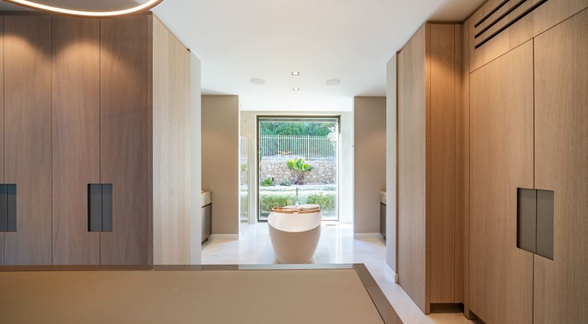 Photo of Riviera Wonder