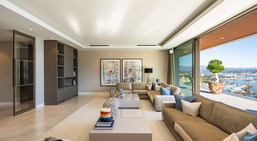 Photo of Riviera Wonder