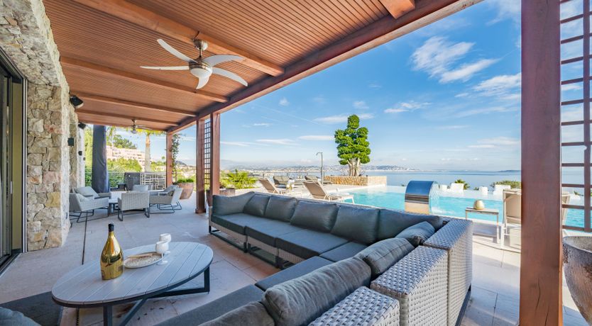 Photo of Riviera Wonder