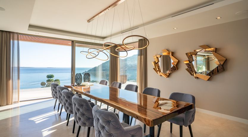 Photo of Riviera Wonder