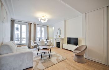 The Paris Pause Holiday Home