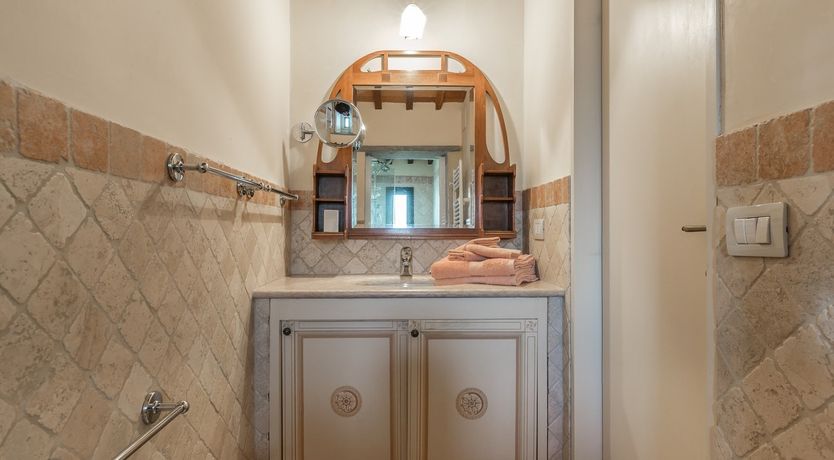 Photo of Chestnut & Oak