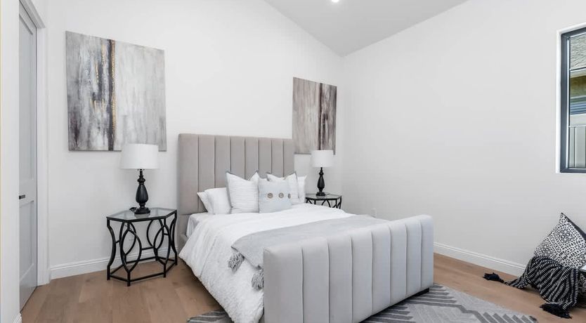 Photo of Classic Oaks