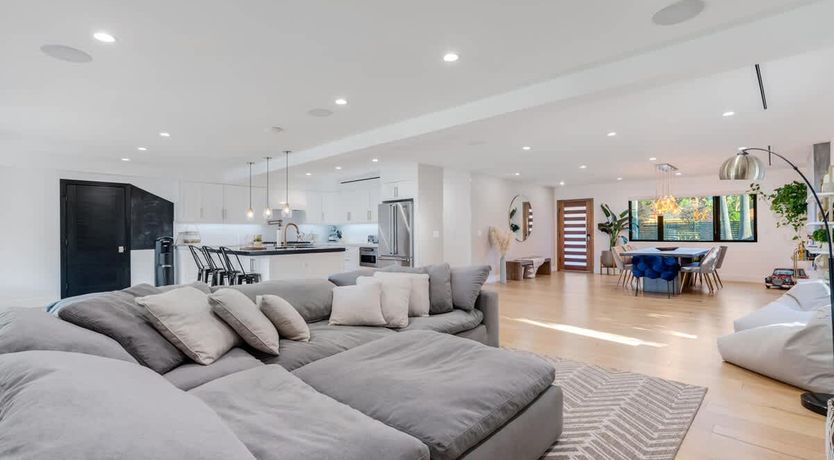 Photo of LA Retreat