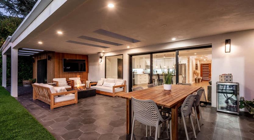 Photo of LA Retreat