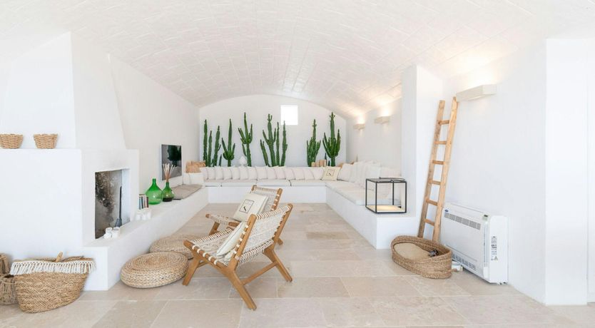 Photo of White Orchard