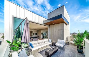 The Way to Love Holiday Home