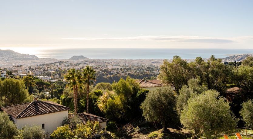 Photo of Hillside Horizon