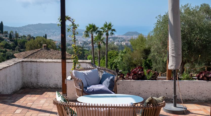 Photo of Hillside Horizon