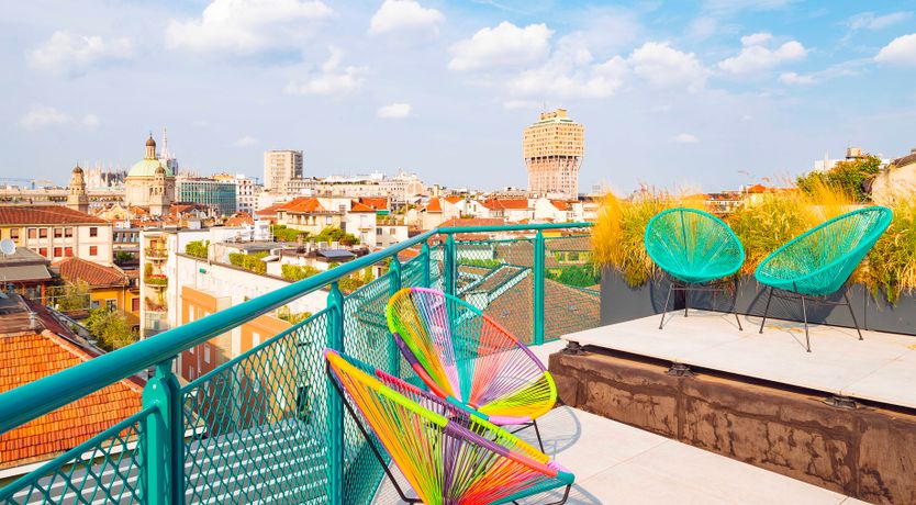 Photo of Milanese Vistas