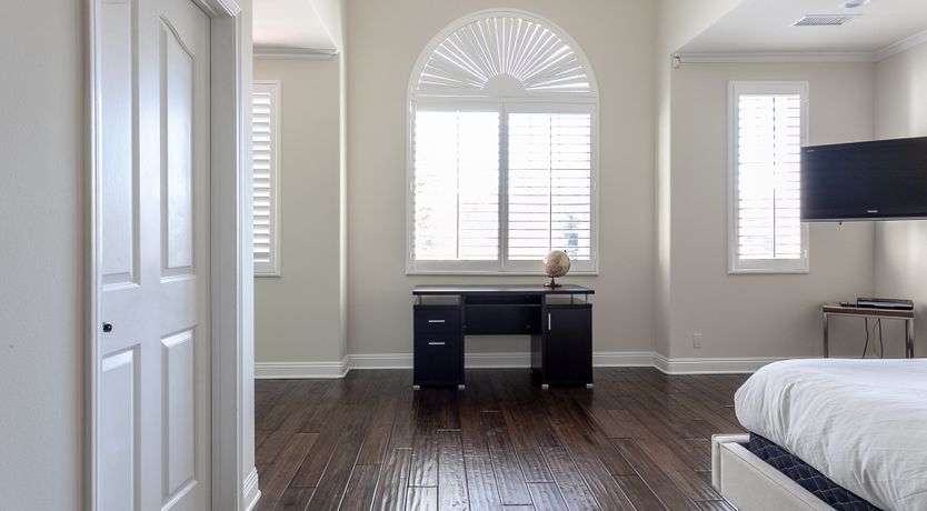 Photo of Caesar's Stone