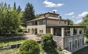Photo of Novel Hideaway