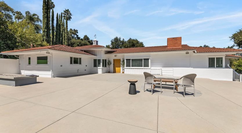 Photo of Tarzana Haven