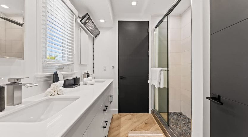 Photo of Tarzana Haven