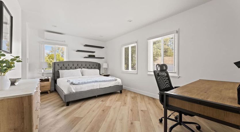 Photo of Tarzana Haven