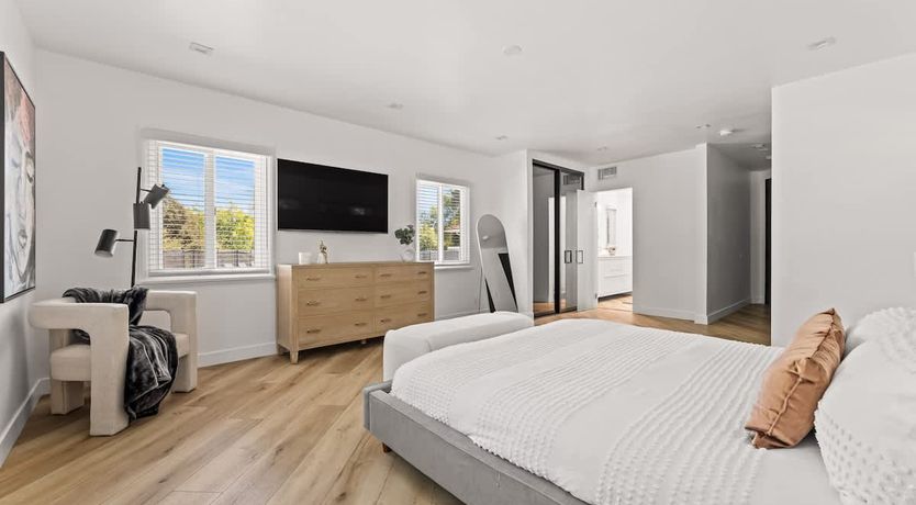 Photo of Tarzana Haven