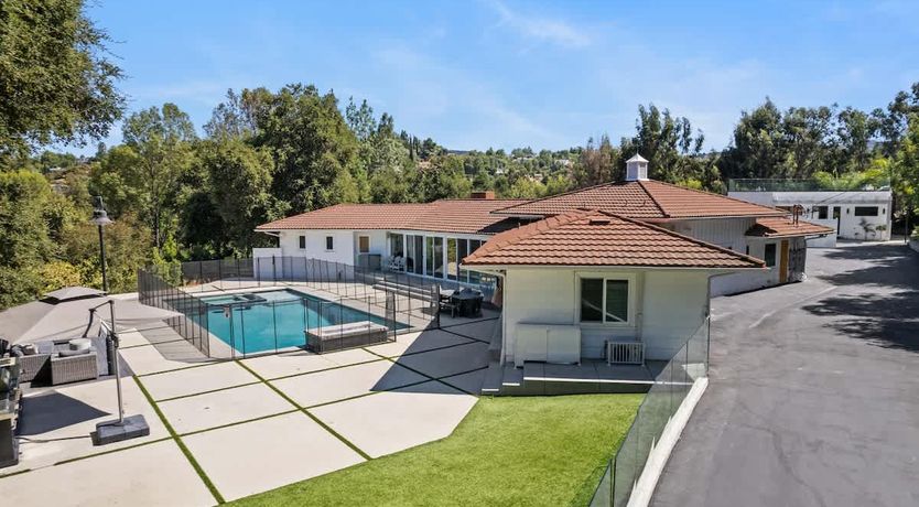 Photo of Tarzana Haven