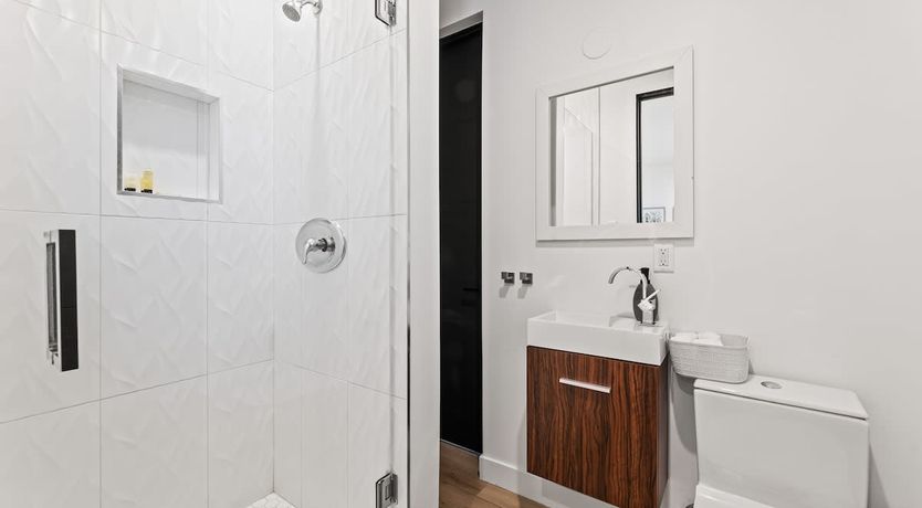 Photo of Tarzana Haven