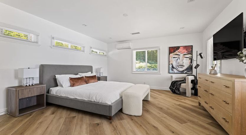 Photo of Tarzana Haven