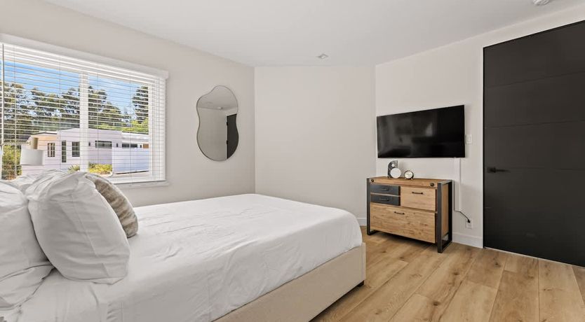 Photo of Tarzana Haven