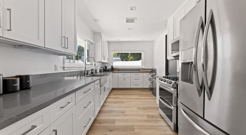 Photo of Tarzana Haven