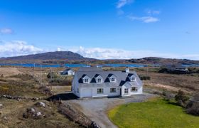 Photo of annerfield-house