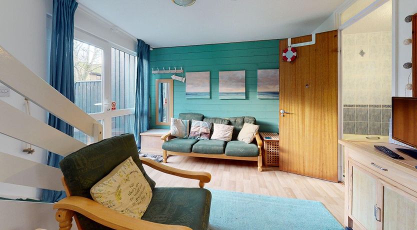 Photo of 10 Strawberry Hill, Tolroy Manor