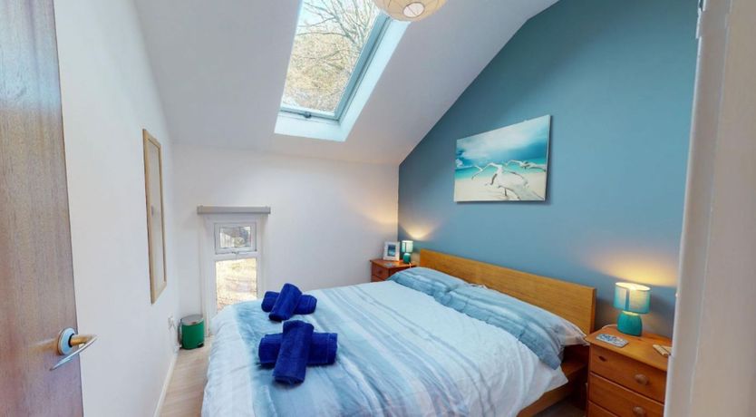 Photo of 10 Strawberry Hill, Tolroy Manor