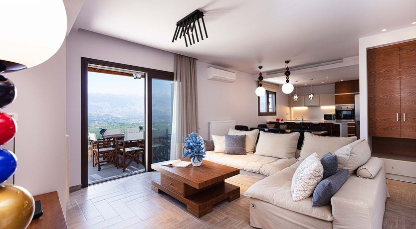 Photo of Terrace on the Hills
