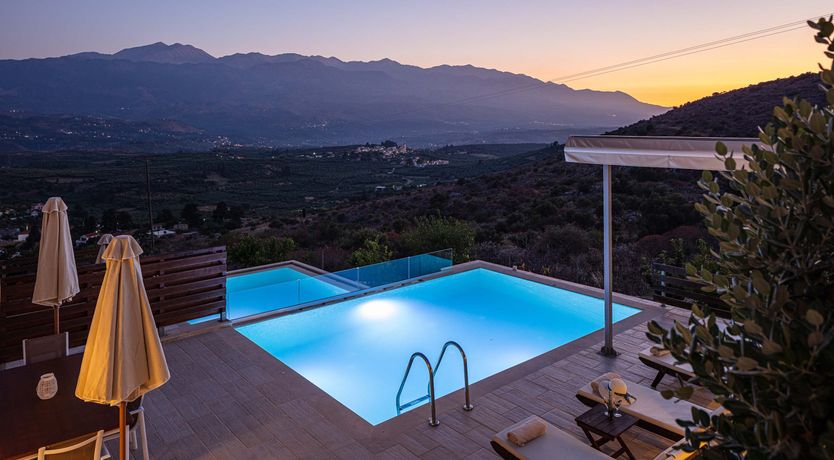 Photo of Terrace on the Hills