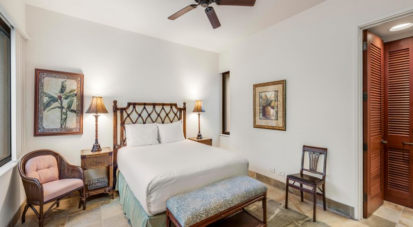 Photo of Island Gateway