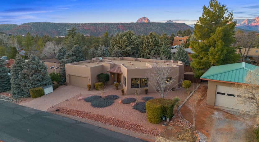 Photo of Red Rock Glow