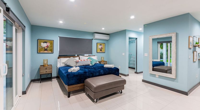 Photo of Golden Glades Gem