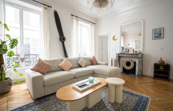 The Parisian Stay Holiday Home