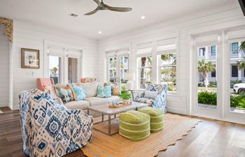 Southern Sunrise Holiday Home